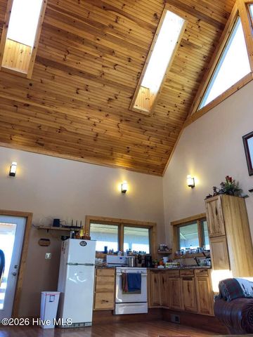 1491 Snowbird Road, Robbinsville, NC 28771