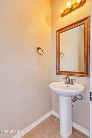 12108 CHAPEL HILL Road, Horizon City, TX 79928