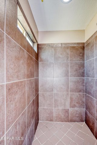 12108 CHAPEL HILL Road, Horizon City, TX 79928