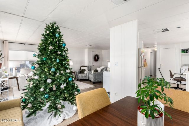 11811 N 19TH Avenue 24, Phoenix, AZ 85029