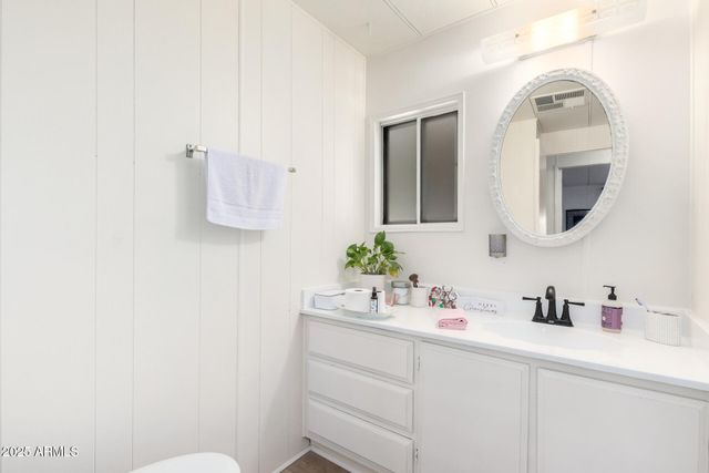 11811 N 19TH Avenue 24, Phoenix, AZ 85029