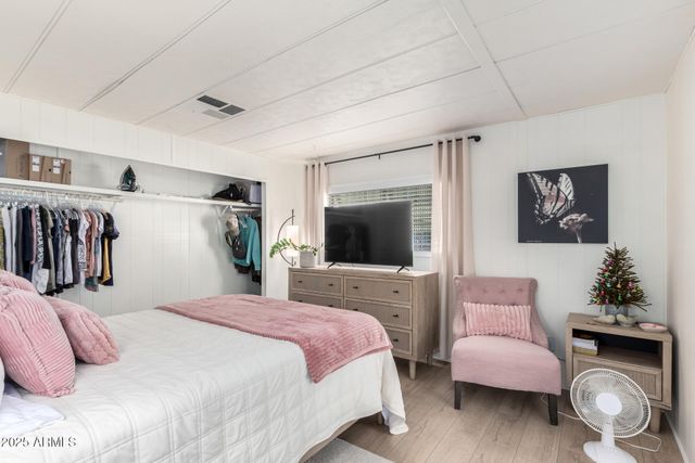 11811 N 19TH Avenue 24, Phoenix, AZ 85029