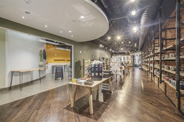 166 S Kalamazoo Mall, Kalamazoo, MI 49007