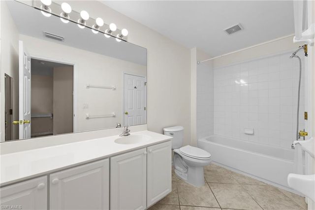 8451 Village Edge CIR 1, Fort Myers, FL 33919