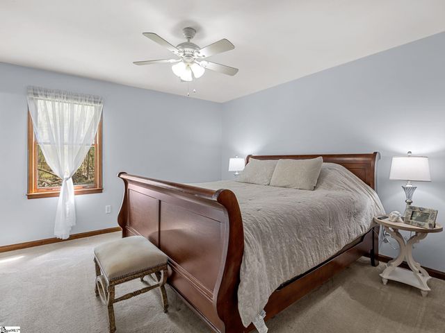 702 Willow Branch Drive, Simpsonville, SC 29680