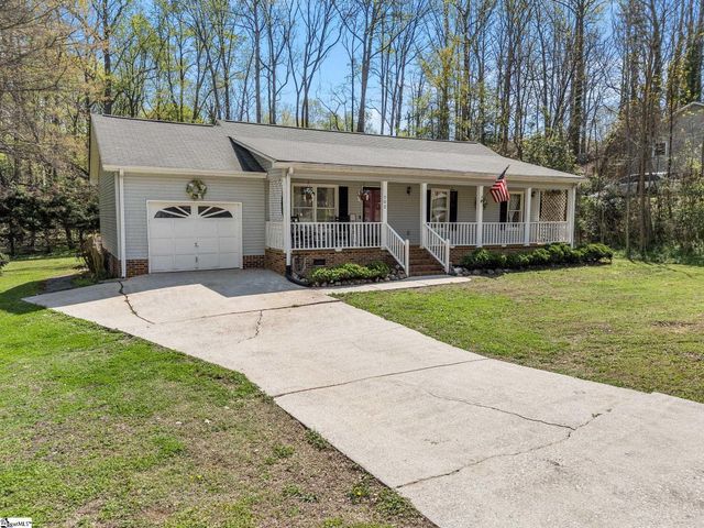 702 Willow Branch Drive, Simpsonville, SC 29680