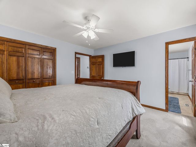 702 Willow Branch Drive, Simpsonville, SC 29680