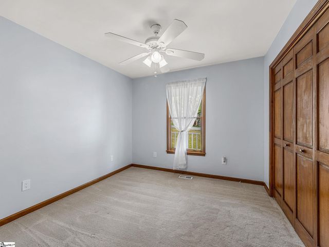 702 Willow Branch Drive, Simpsonville, SC 29680