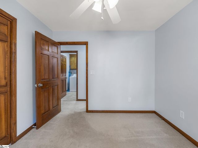 702 Willow Branch Drive, Simpsonville, SC 29680