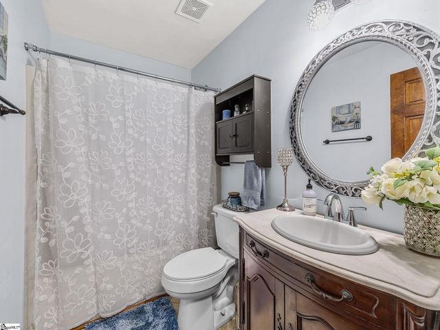 702 Willow Branch Drive, Simpsonville, SC 29680