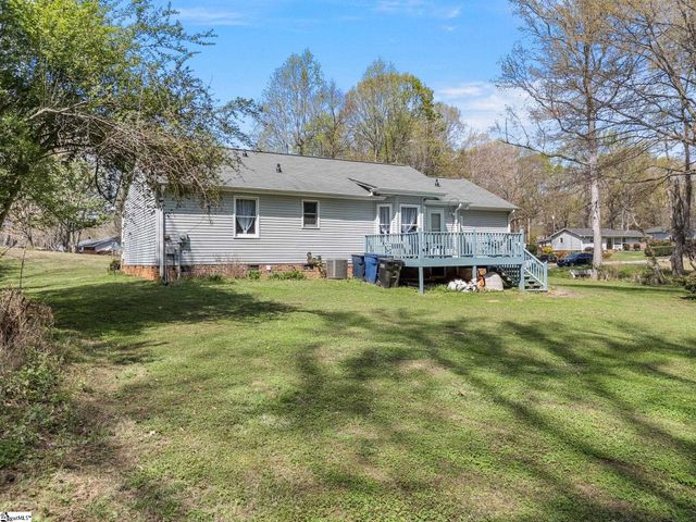 702 Willow Branch Drive, Simpsonville, SC 29680