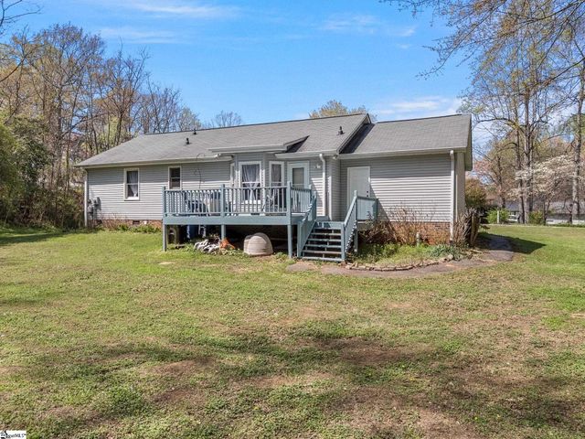 702 Willow Branch Drive, Simpsonville, SC 29680