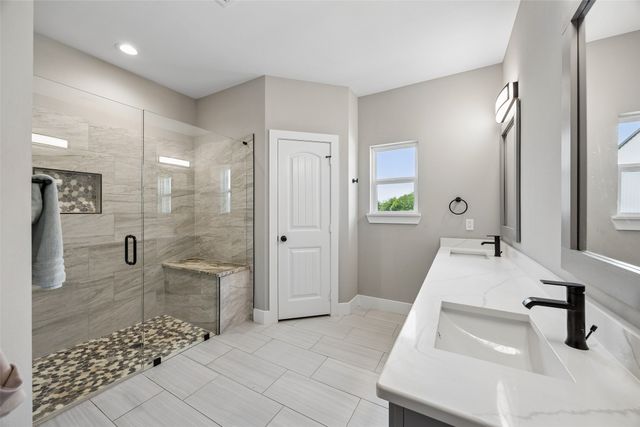 1588 Westpoint Circle, Terrell, TX 75161