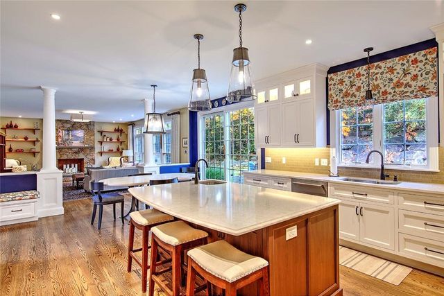 10 McPartland Way, East Greenwich, RI 02818