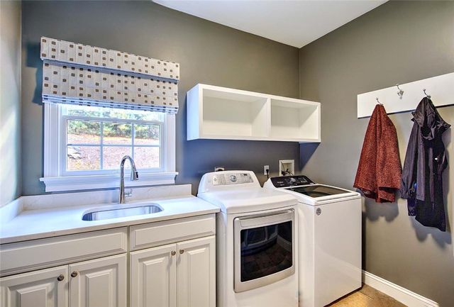 10 McPartland Way, East Greenwich, RI 02818