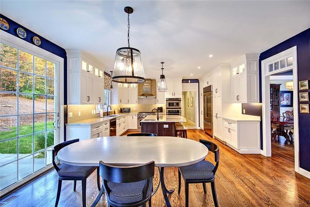 10 McPartland Way, East Greenwich, RI 02818