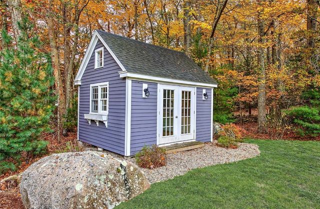 10 McPartland Way, East Greenwich, RI 02818