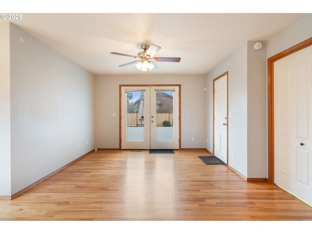 4119 Se NORTHRIDGE Dr, Milwaukie, OR 97222