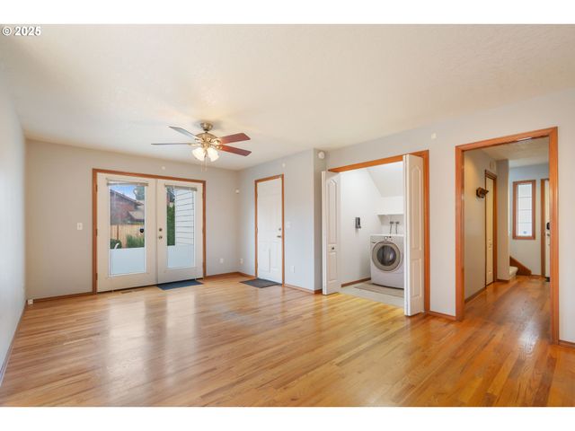 4119 Se NORTHRIDGE Dr, Milwaukie, OR 97222