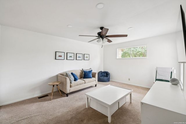 411 Harmon Dr, San Antonio, TX 78209