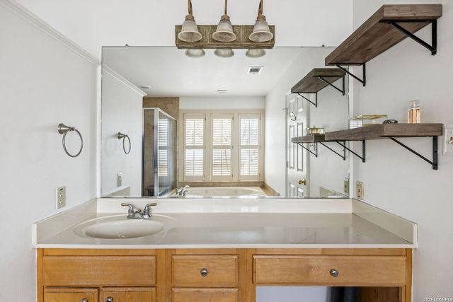 411 Harmon Dr, San Antonio, TX 78209