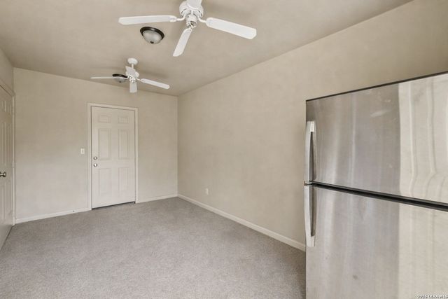 411 Harmon Dr, San Antonio, TX 78209