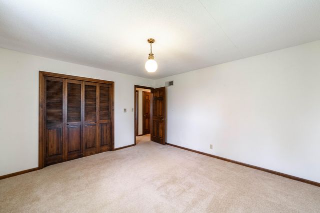 580 E SEXTON ST, Harrisburg, MO 65256