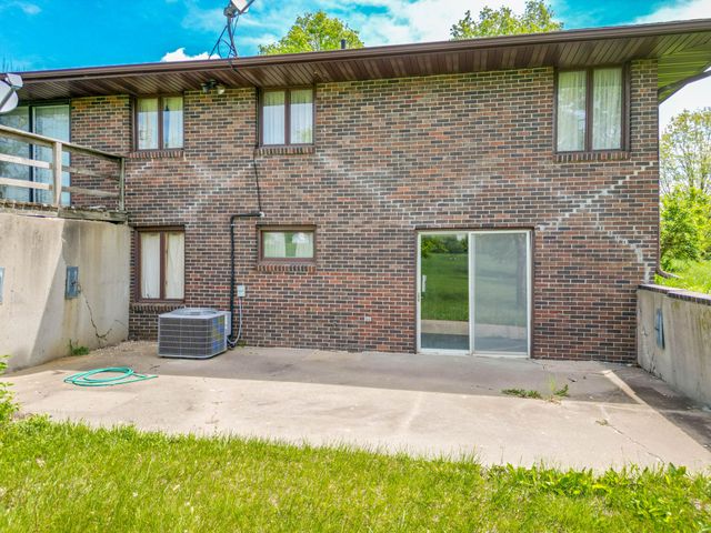 580 E SEXTON ST, Harrisburg, MO 65256