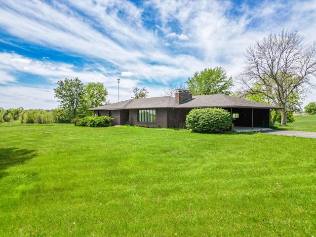 580 E SEXTON ST, Harrisburg, MO 65256