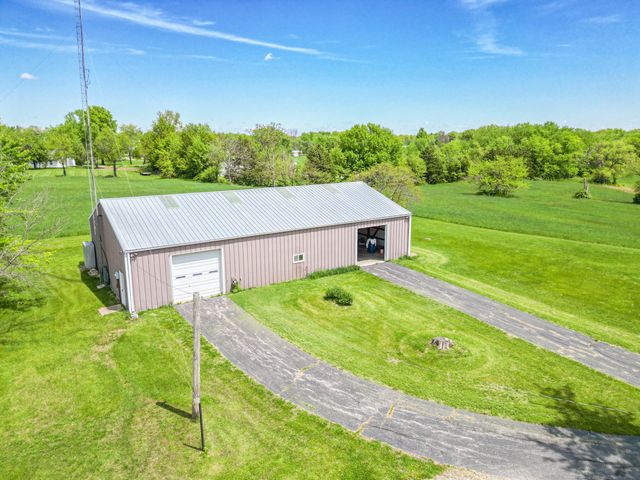 580 E SEXTON ST, Harrisburg, MO 65256