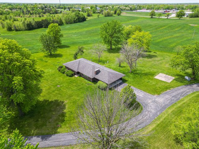 580 E SEXTON ST, Harrisburg, MO 65256