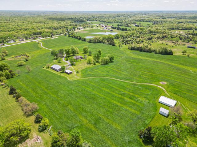 580 E SEXTON ST, Harrisburg, MO 65256