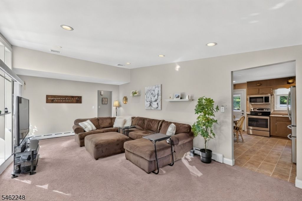 2642 Linder Ave, North Brunswick Twp., NJ 08902 — photo 4