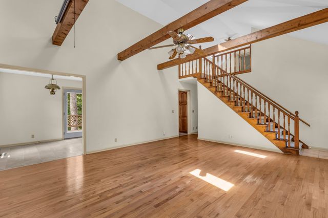 1106 Dogwood Ln, White House, TN 37188