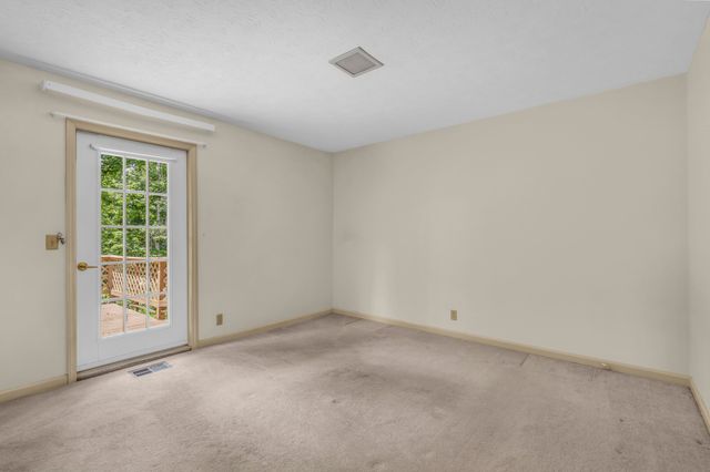 1106 Dogwood Ln, White House, TN 37188