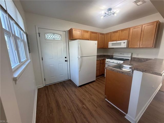 739 Waukesha AVE, Norfolk, VA 23509