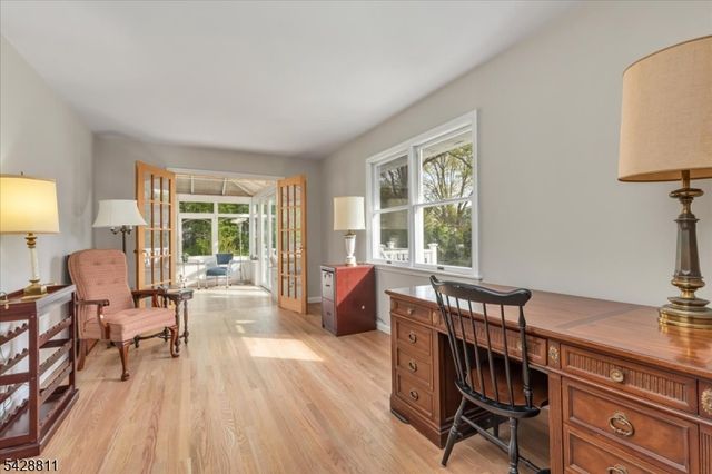 1075 Charles St, Mountainside Boro, NJ 07092