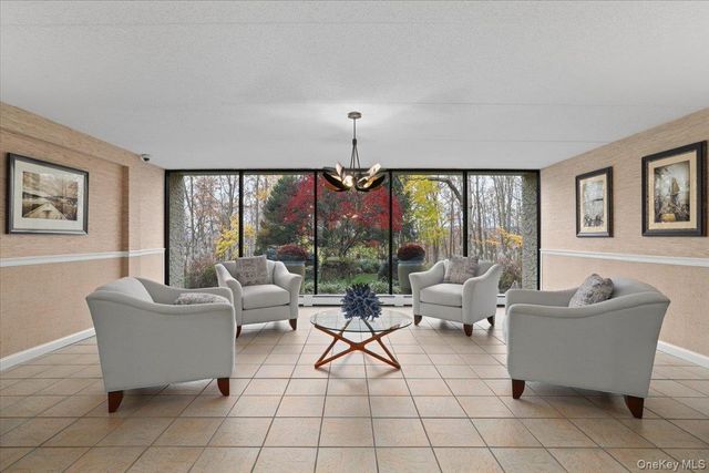 150 Overlook Avenue 6L, Peekskill, NY 10566