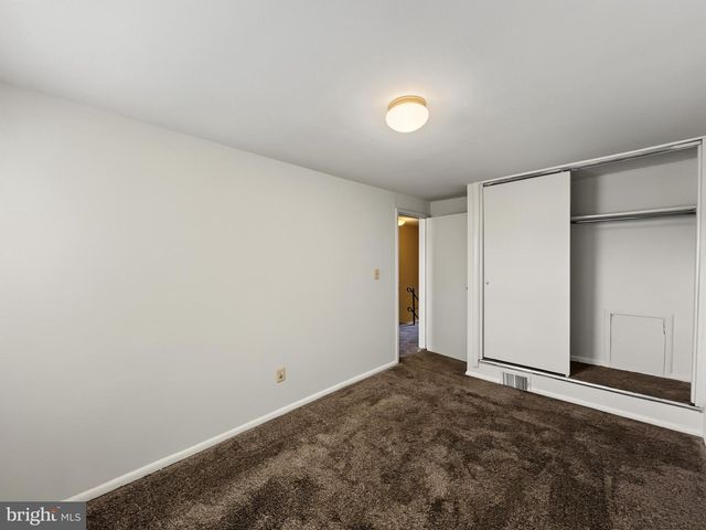 7871 ST BRIDGET LN, Dundalk, MD 21222