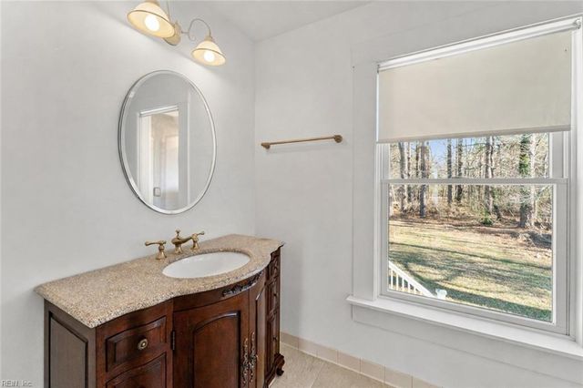 6174 Allmondsville RD, Gloucester, VA 23061