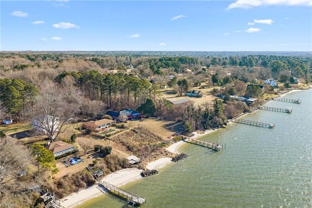 6174 Allmondsville RD, Gloucester, VA 23061