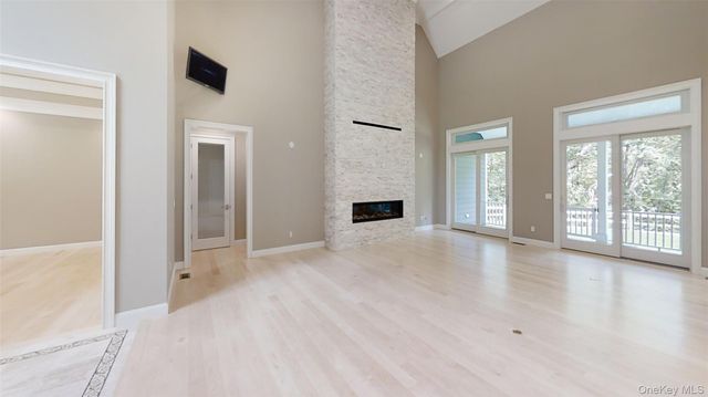 550 Moriches Road, Head Of The Harbor, NY 11780