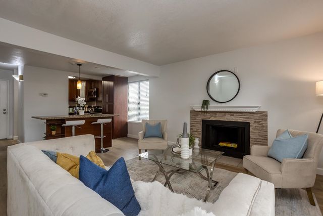 6001 Joaquin Murieta Ave F, Newark, CA 94560