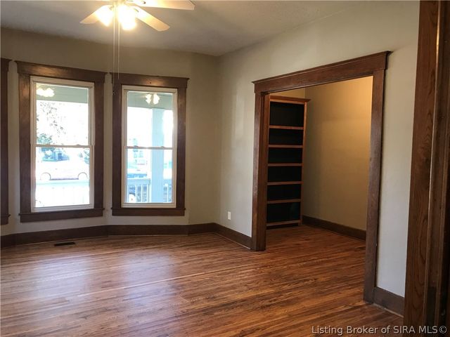 1928 E Spring Street, New Albany, IN 47150