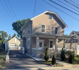 21 Harmon Pl, North Haledon Boro, NJ 07508