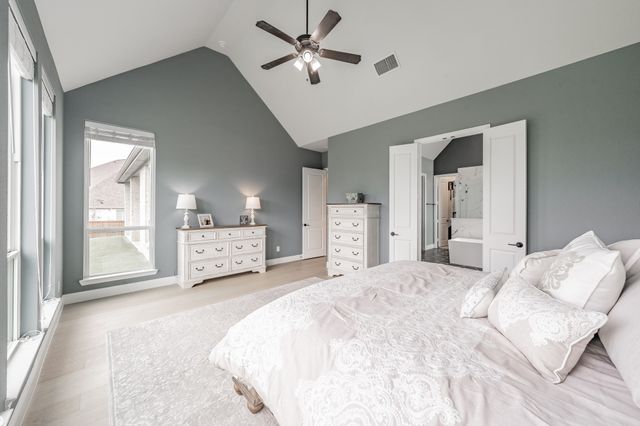 562 Broadleaf Way, Haslet, TX 76052
