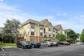 12901 Alton Sq Apt 102, Herndon, VA 20170