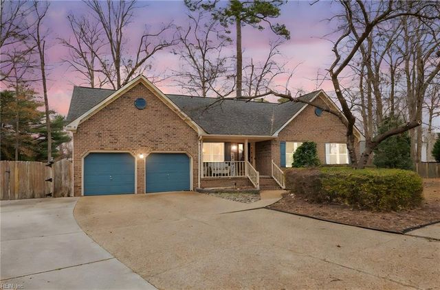 704 Yateley CT, Chesapeake, VA 23322