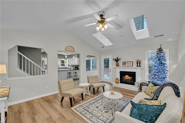 704 Yateley CT, Chesapeake, VA 23322