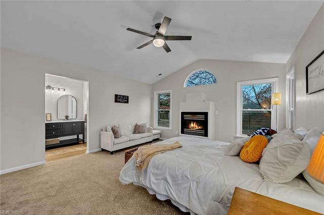 704 Yateley CT, Chesapeake, VA 23322